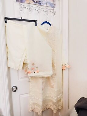 Cream Embroidered 3 Piece Dress with Floral Appliqué